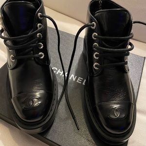 New Chanel Booties size 39 1/2